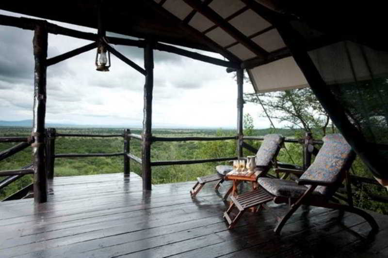 Kirawira Serena Camp Robanda Экстерьер фото